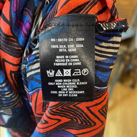 Anthropologie Meadow Rue Aztec Print Scoop neck top size Small - Picture 9 of 9